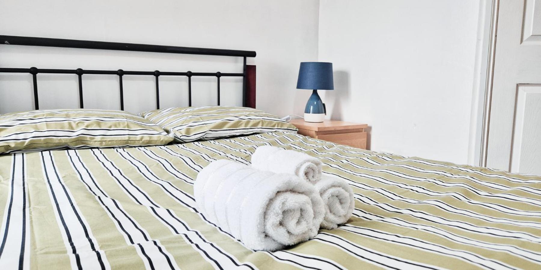 Cozy 1 Bedroom Flat Nr Apartment *